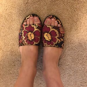 Marc Fisher Wyndi Slide Sandal, 9